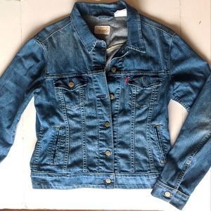 Levi Strauss & co jean jacket size M